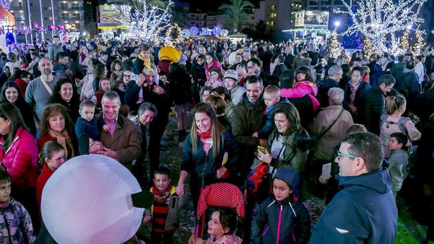 &quot;BeniNadal&quot; arranca este sábado con la apertura de la plaza de la Navidad de Benidorm