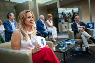 Rosa Dávila: “Voy más allá de Clavijo: creo que Sánchez tiene que dimitir, limpiar el partido y colocar al frente a alguien honesto”
