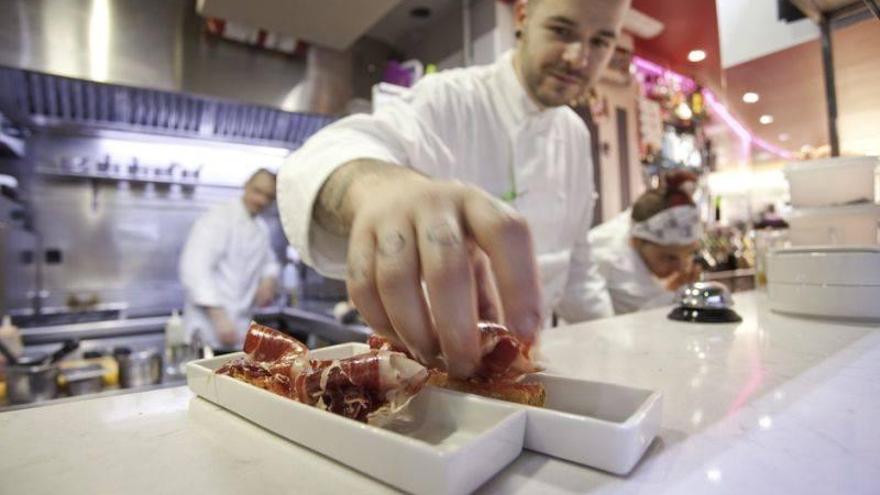 Tonino Valiente, del restaurante Tatau Bistró de Huesca.