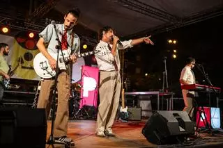 'La noche de El Periódico en las fiestas de Gràcia', con The Cools en concierto