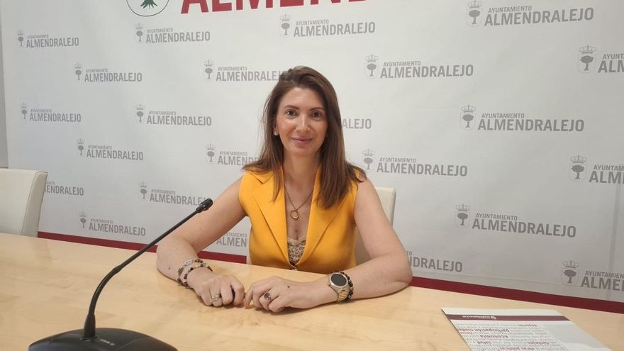 Almendralejo rinde homenaje a los 15 mejores expedientes académicos