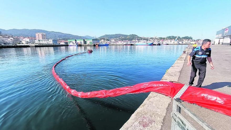 Un simulacro comprueba el funcionamiento del Plan Interior del Puerto