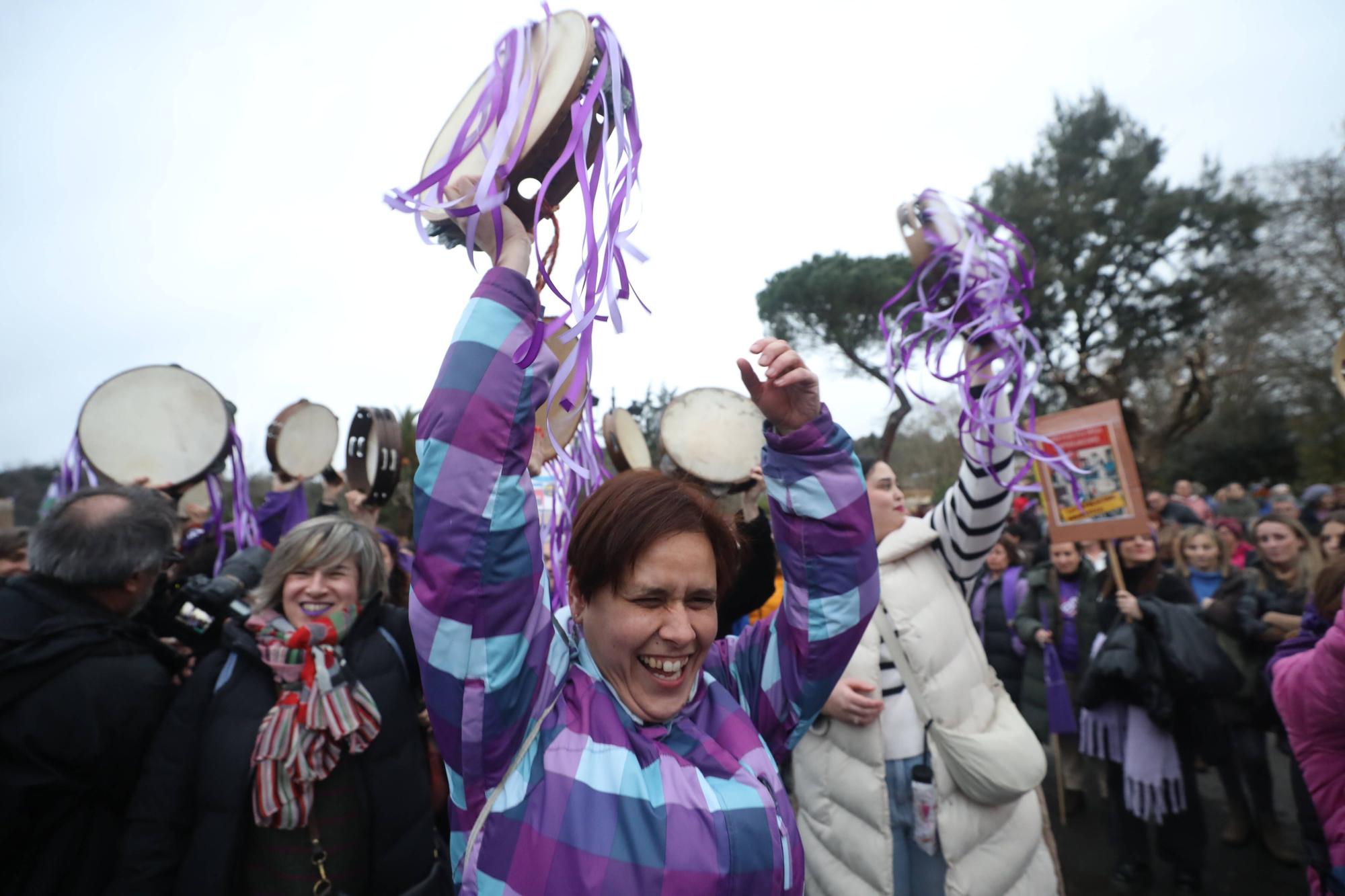 Así fue la manifestación del 8 M en Langreo