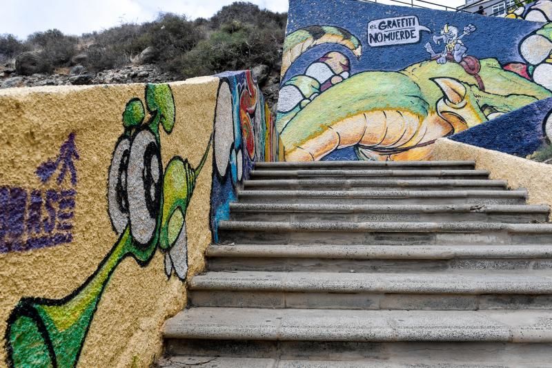 Una escalera de Mesa y López decorada por vecinos