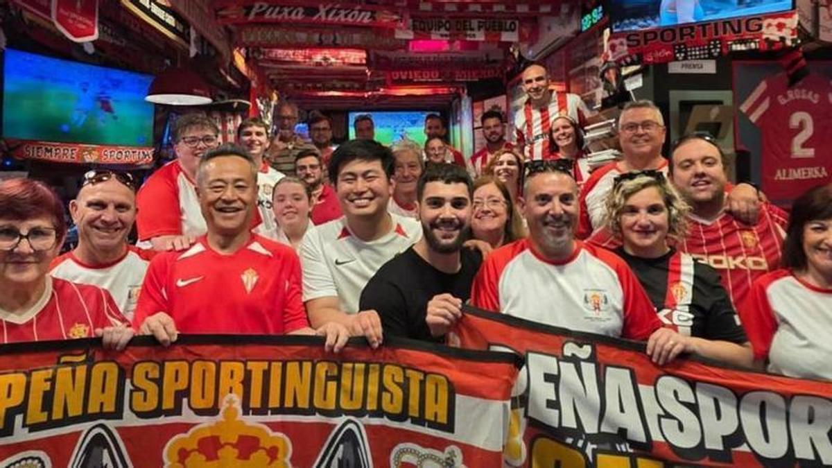 Keita, el hermano japonés de la peña Sentimiento Rojiblanco