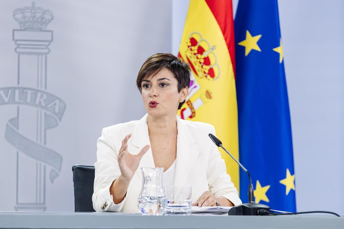 La ministra portavoz, Isabel Rodríguez, tras el Consejo de Ministros