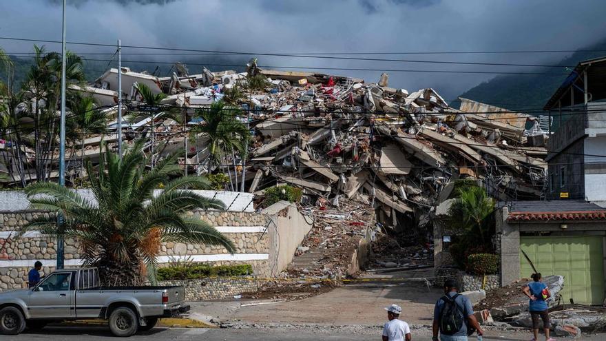 VENEZUELA TERREMOTOS | Imágenes a pie de calle de la destrucción en La Guaira, Venezuela