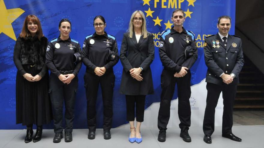 Premio a cinco policías locales de A Coruña