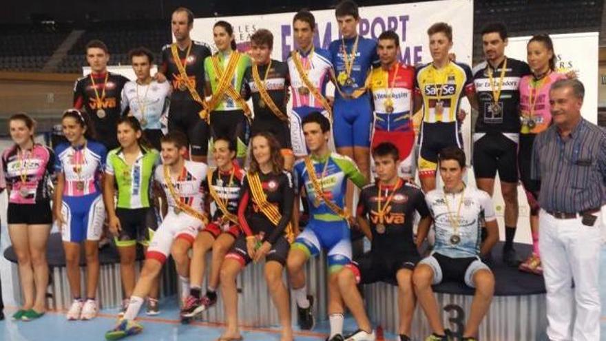 Podio final del Campionat de les Illes Balears de ciclismo en pista del Palma Arena.