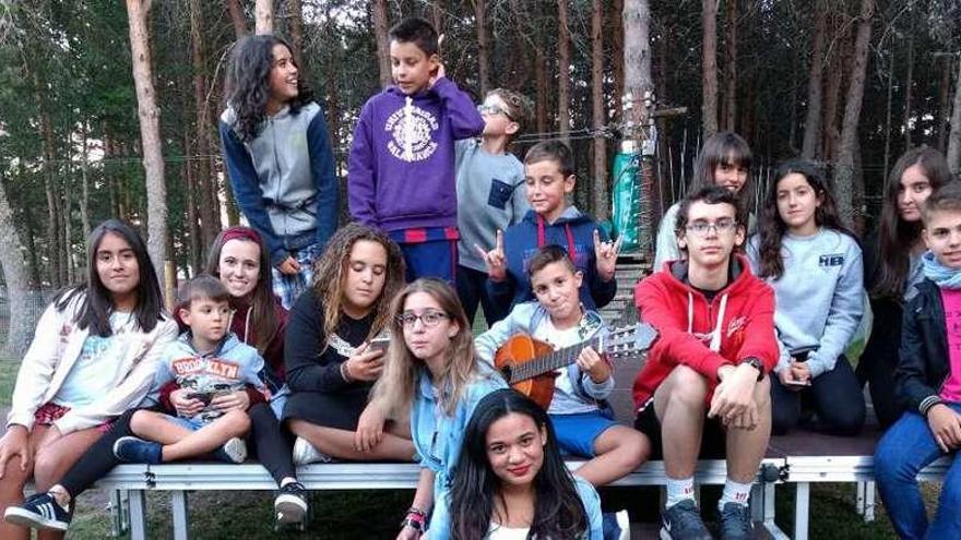 Los niños porriñeses que participan en la I Edición del Camp Rock. // D.B.M.