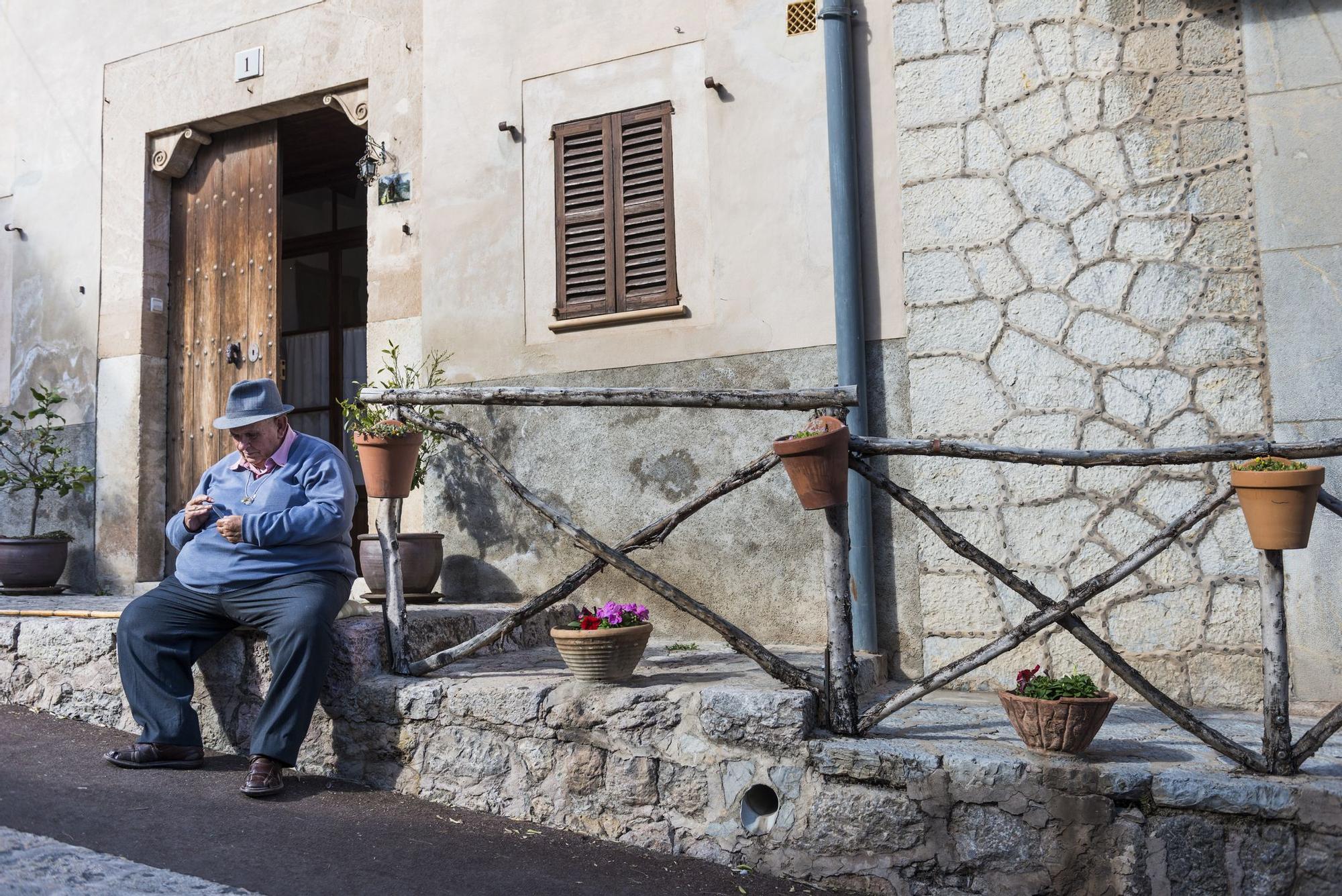 Los vecinos, los habitantes eternos de Valldemossa