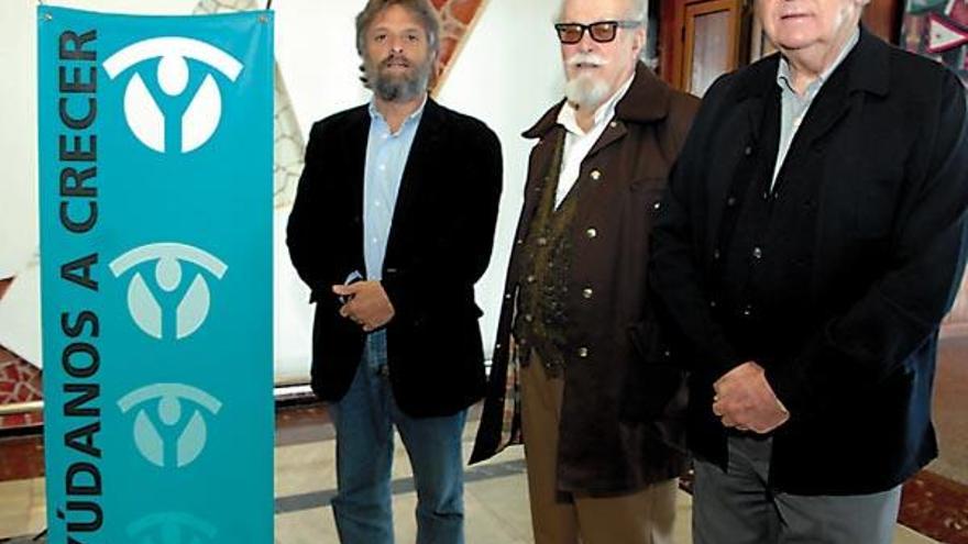 El Club Náutico inaugura una muestra de acuarelas en pro de la Fundación Yrichen