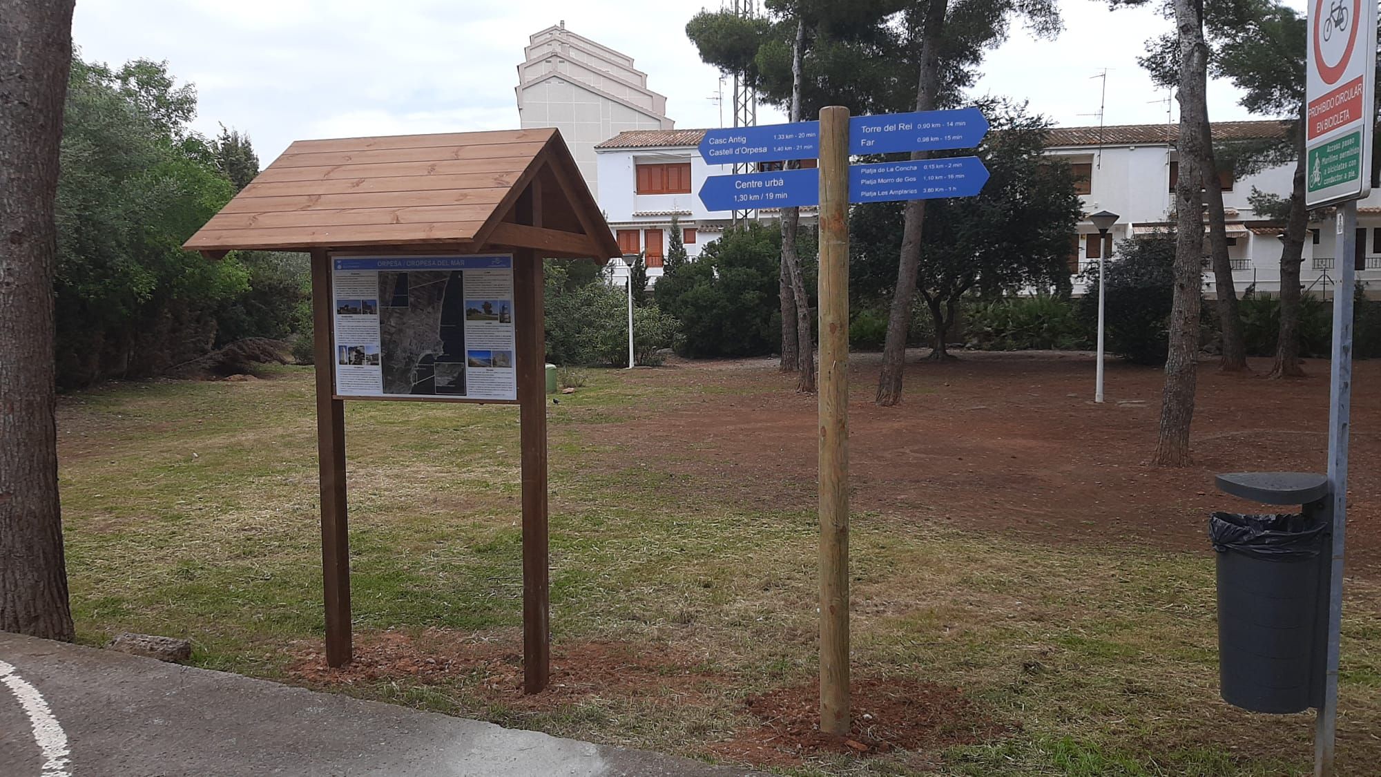 aparcabicis_se�aletica_entrada_via_verde_oropesa (1).jpeg