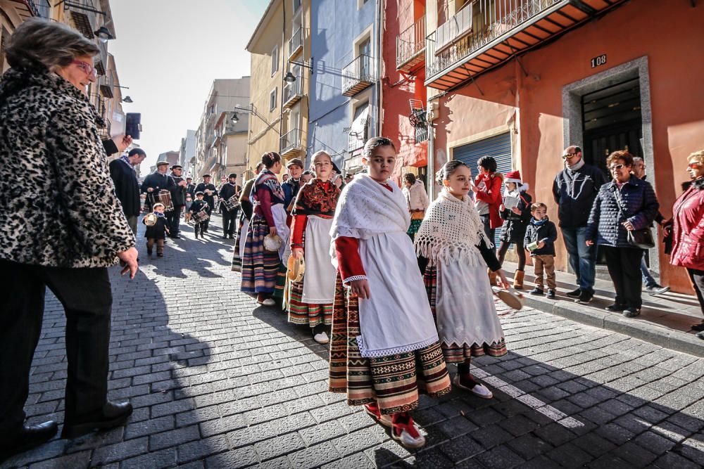 «Les Pastoretes» adoran al Niño en Alcoy