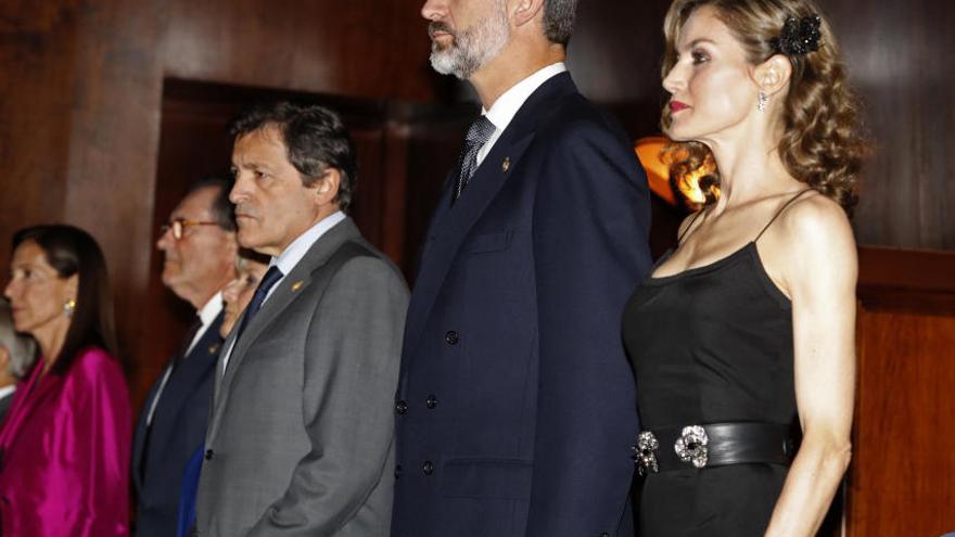 El look años 20 de la Reina Letizia