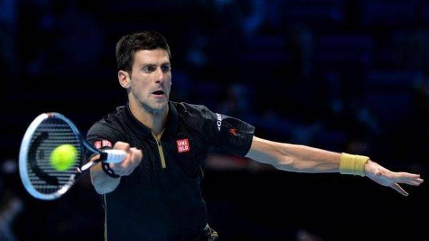 Djokovic bate a Berdych, se mete en semifinales y se asegura el número uno