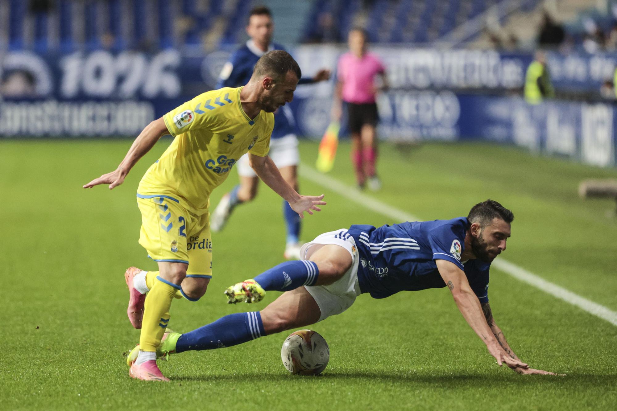 En imágenes: así fue el empate entre el Real Oviedo y Las Palmas