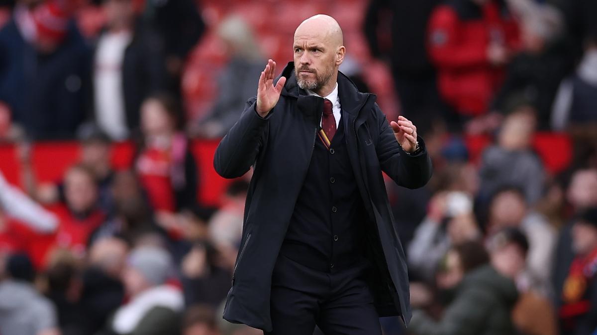 Ten Hag, entrenador del Manchester United, en el partido de Premier League contra el Liverpool