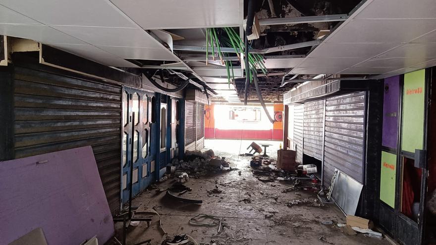 San Bartolomé de Tirajana ordena tapiar las plantas bajas del Centro Comercial Metro para evitar la ocupación