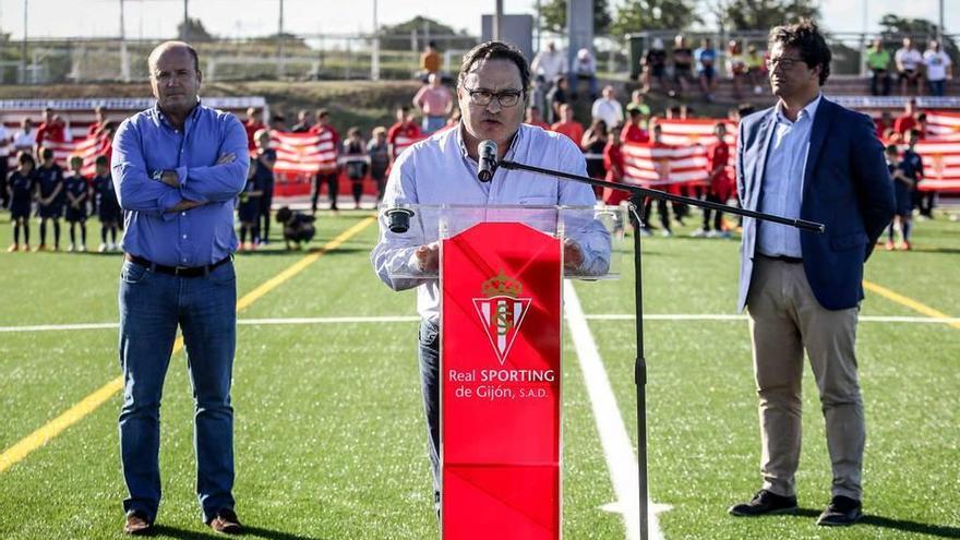 Un cuarto consejero y remunerado