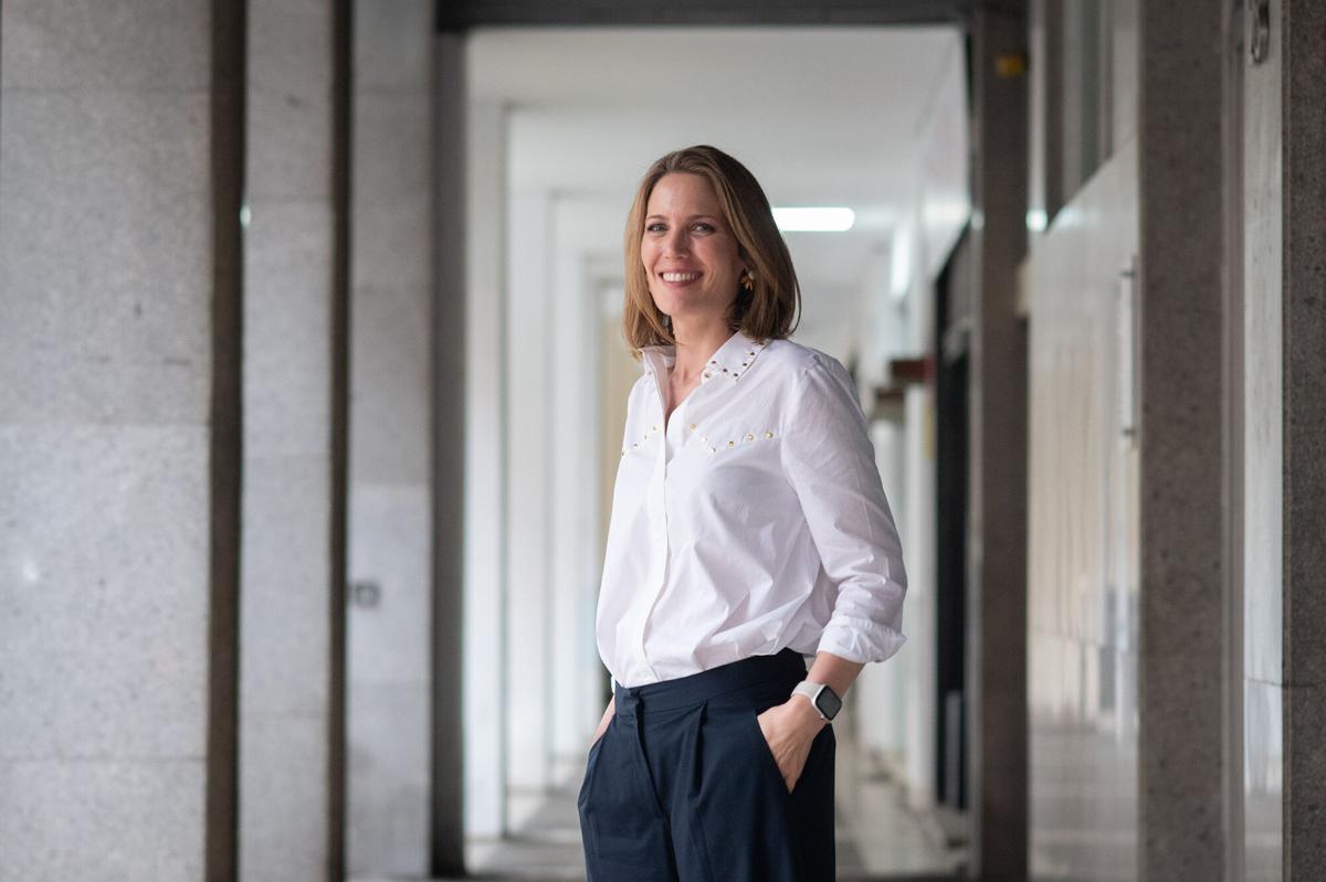 Silvia Intxaurrondo, periodista y presentadora de televisión, durante la visita a las instalaciones de El Correo de Andalucía