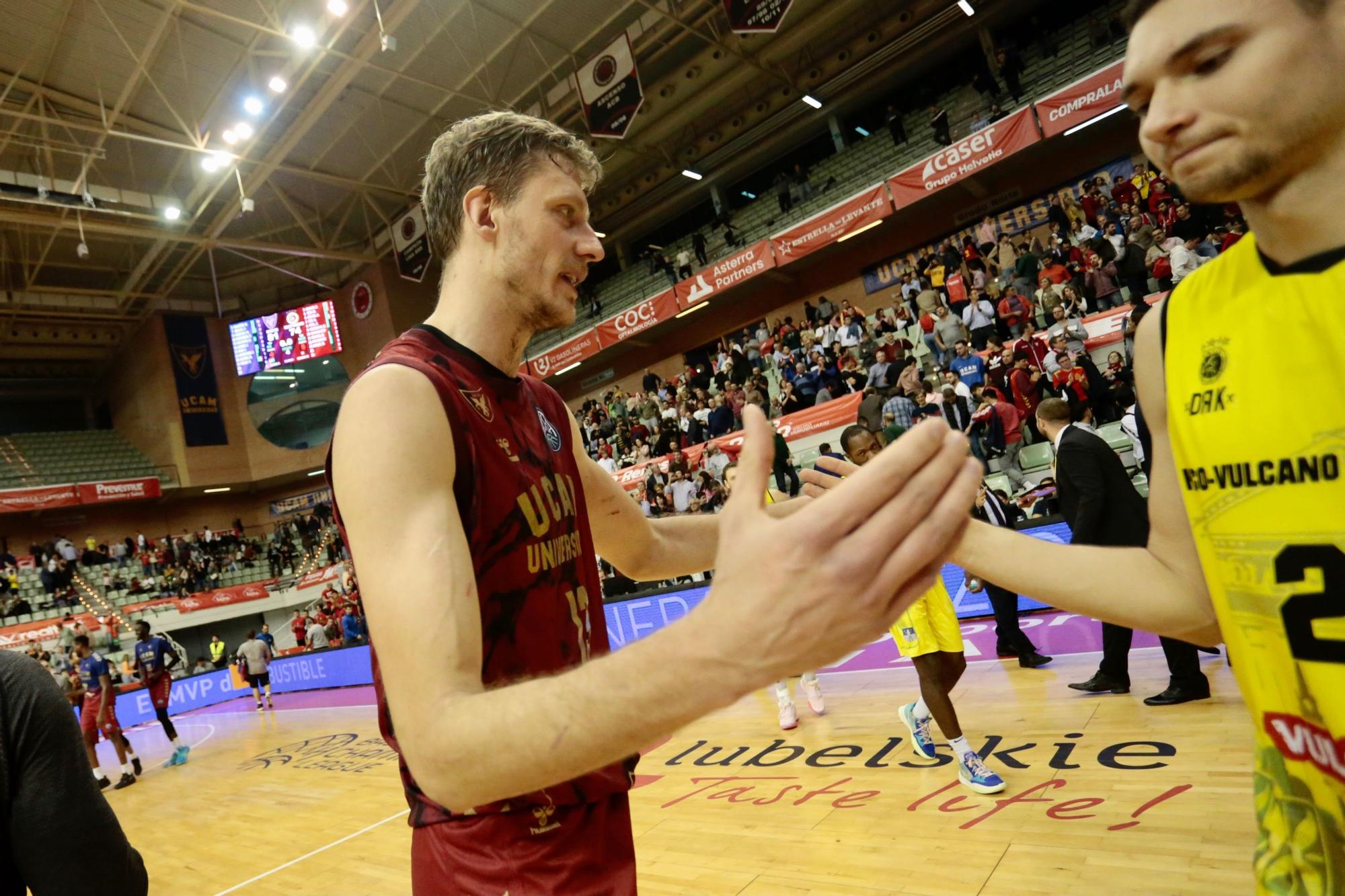 Las imágenes del partido UCAM Murcia - Falco Vulcano