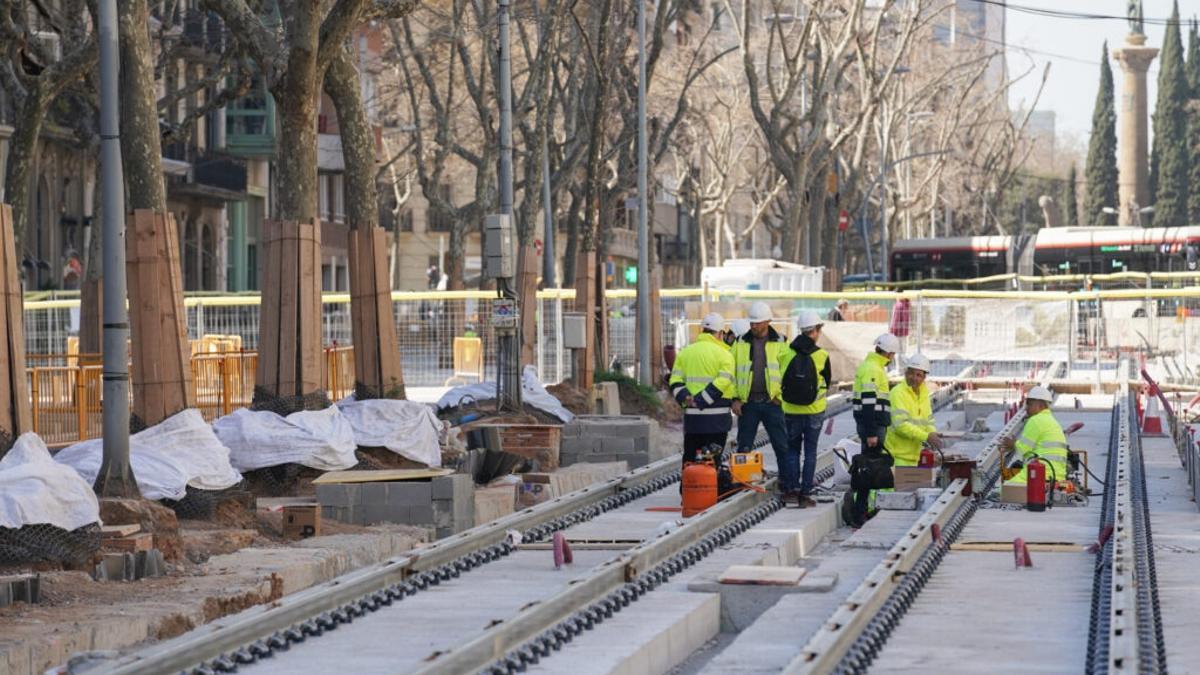 Las obras de conexión del tranvía por la Diagonal llegan a Verdaguer.