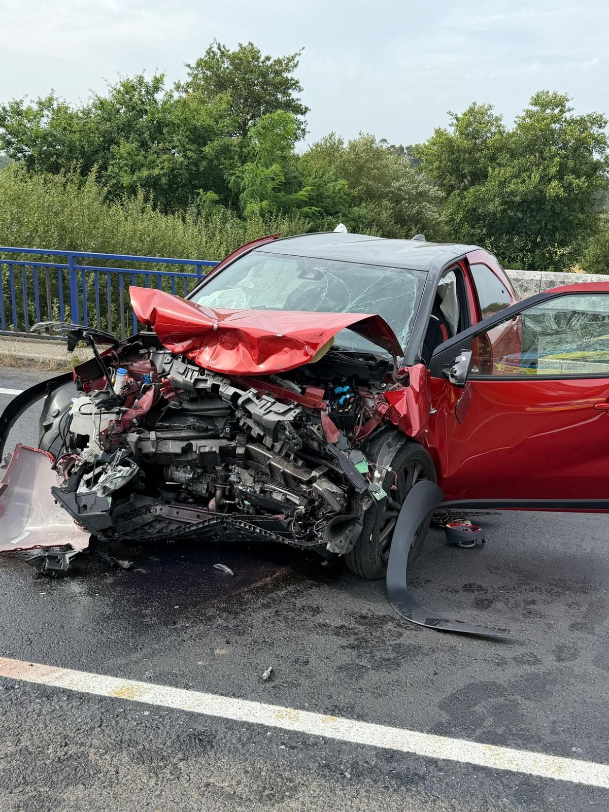 accidente n640 a estrada helicóptero