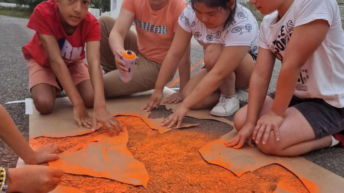 El urbanismo es cosa de niños en Teixeiro  | POSTARQUITECTOS