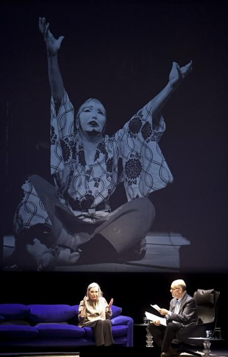 Acto de Nuria Espert, premio "Princesa de Asturias" de las Artes, en el teatro Jovellanos