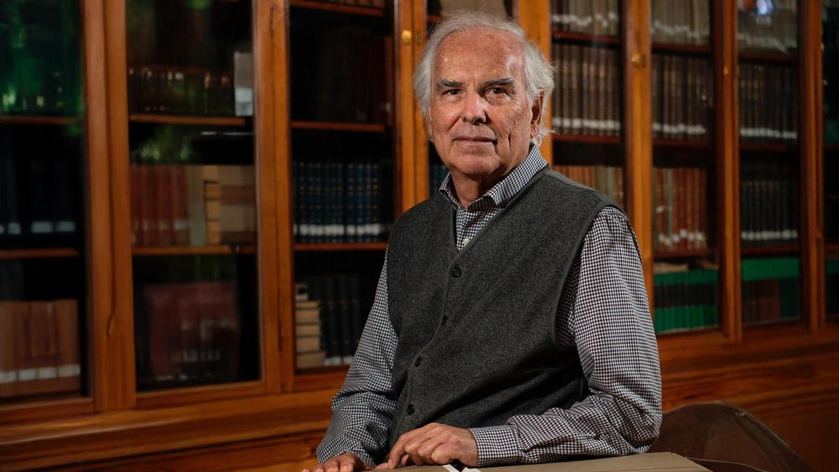 La vida de Francisco Sánchez, fundador del IAC, en imágenes