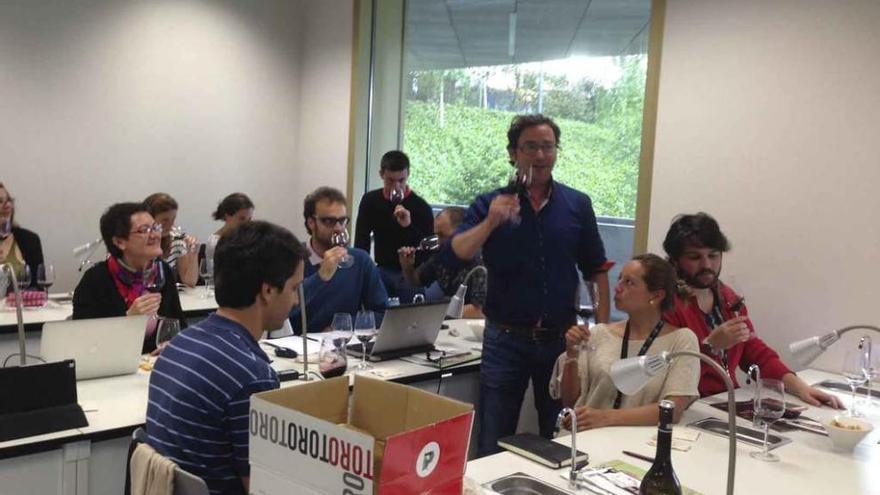 Santiago Castro imparte una charla sobre la DO a alumnos del Basque Culinary Center