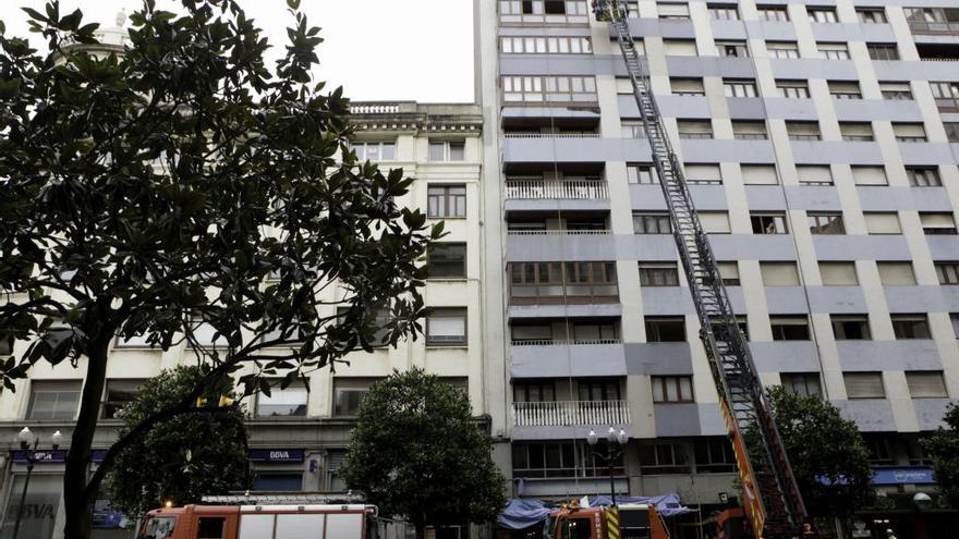 Gran despliegue de bomberos por una falsa alarma en Álvarez Garaya