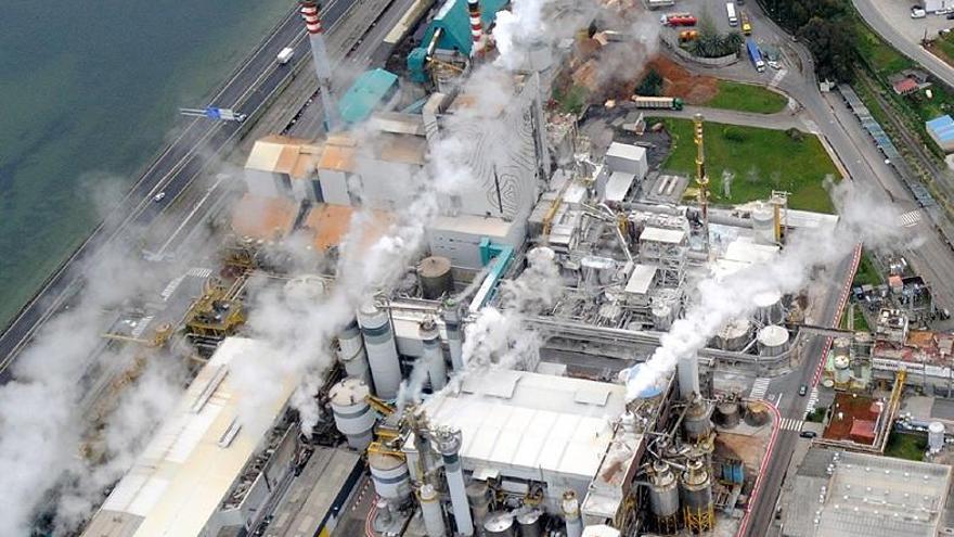 Vista aérea de la planta de Ence. // R. Vázquez