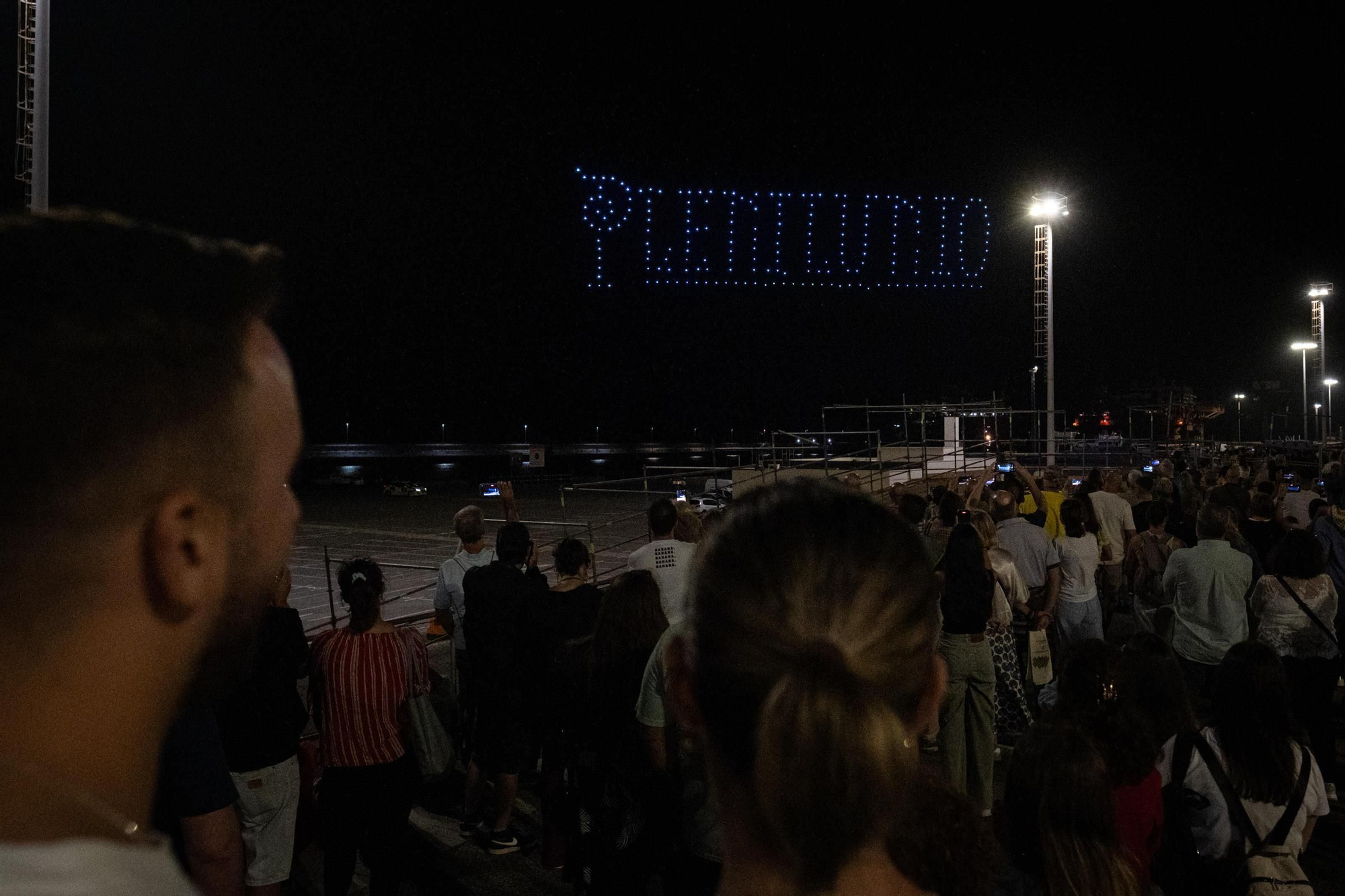 Espectáculo de drones para abrir Plenilunio