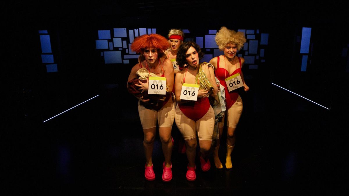 La obra reúne 13 relatos escritos por Sara García Pereda.