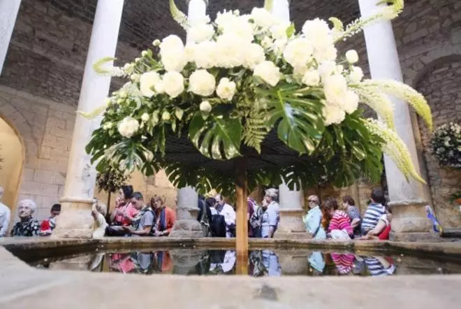 Girona, plena de gom a gom, en la segona jornada de Temps de Flors