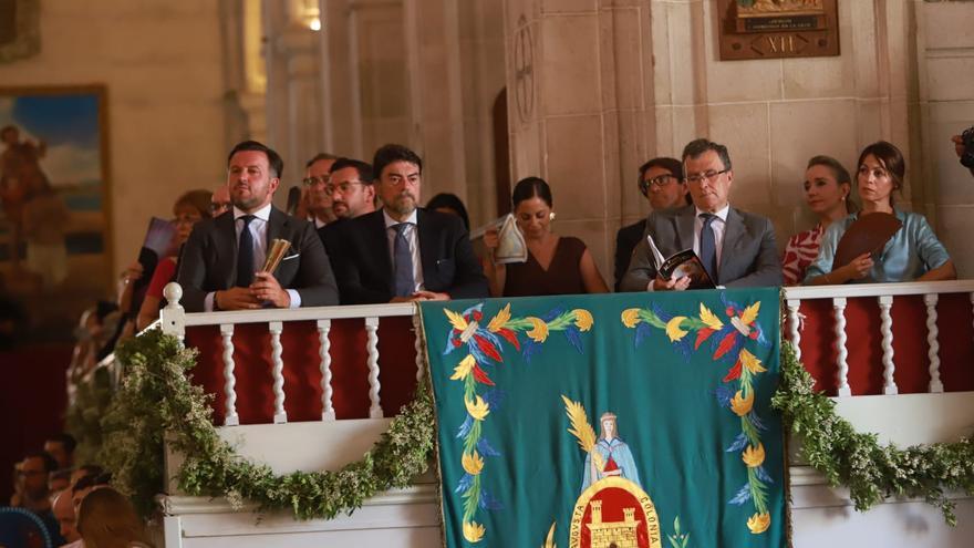 Los alcaldes de Murcia y Alicante se confiesan impresionados con el drama asuncionista de Elche