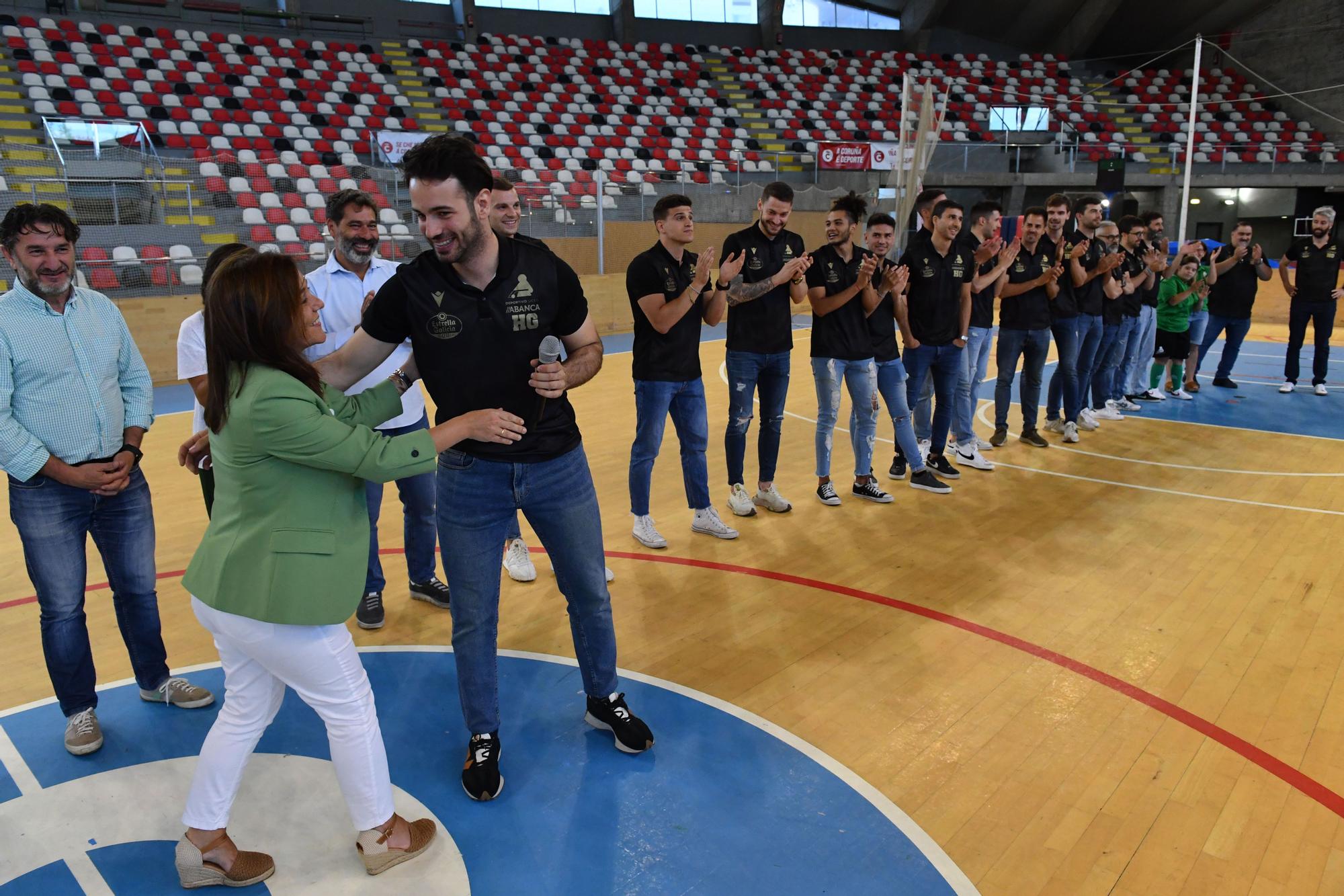 El Liceo celebra el campeonato de liga con la afición en el Palacio de los Deportes de Riazor