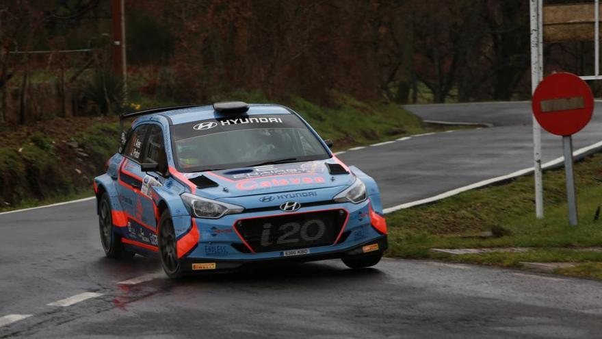 Iván Ares, esta mañana, durante el shakedown del Rali do Cocido.