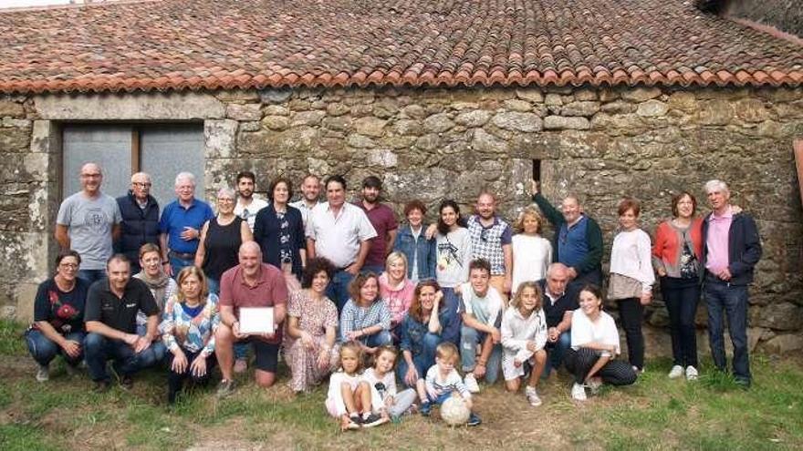 Miembros de la familia Villaverde celebran un nuevo encuentro