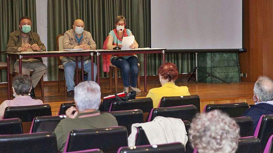 La asamblea tuvo lugar en la Casa da Cultura de Silleda.