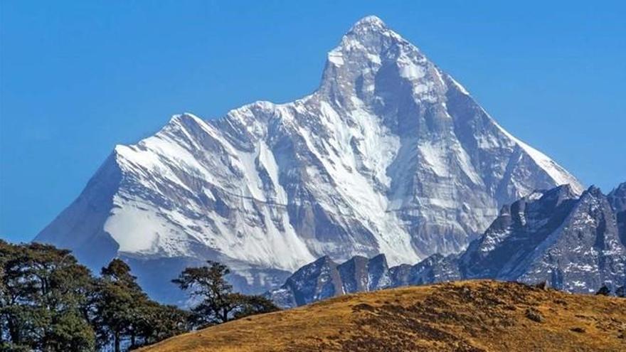 Muere un montañero español en el Himalaya