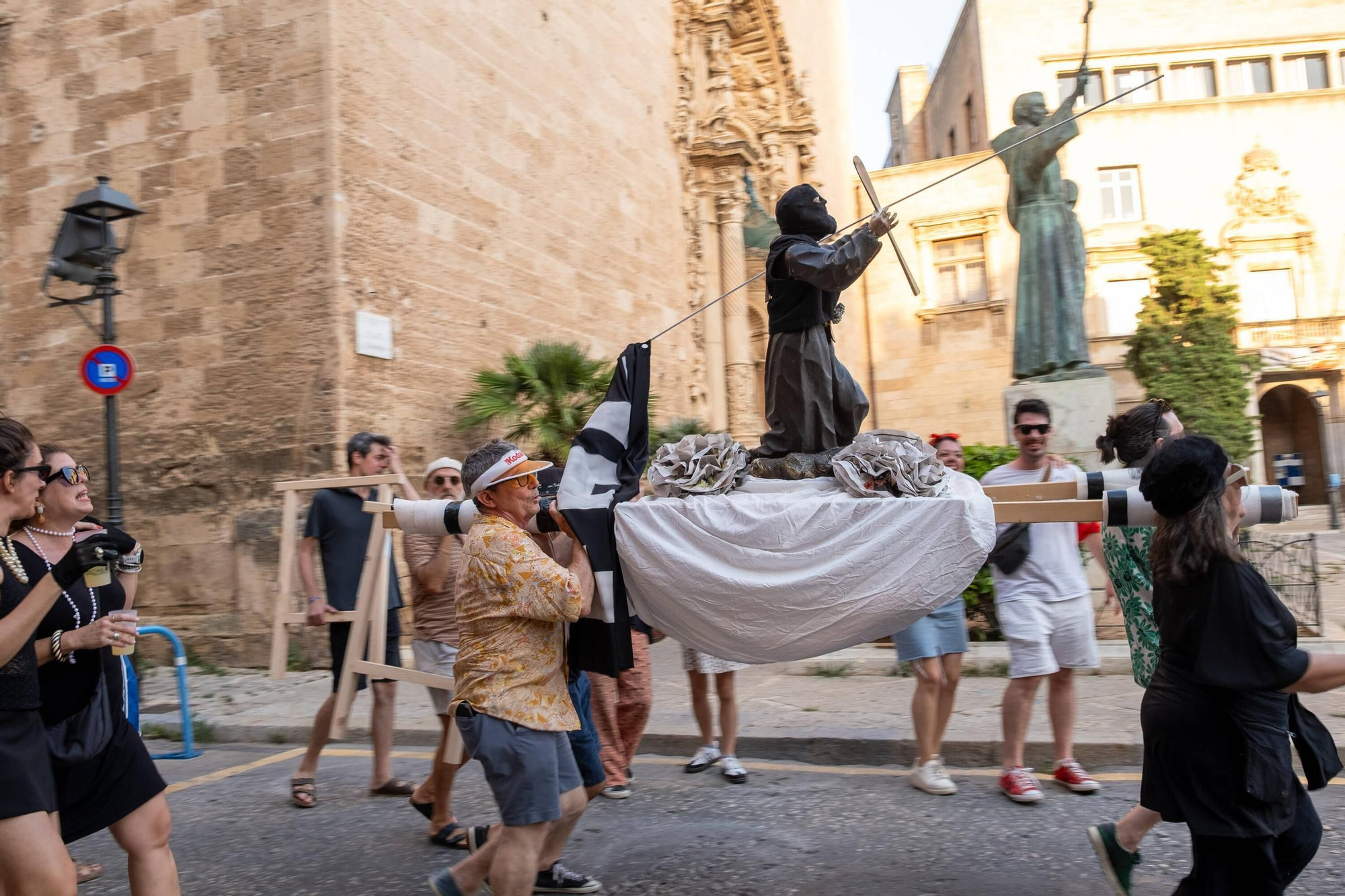 FOTOS | Sant Rescat da el pistolezado de salida a las fiestas de Canamunt