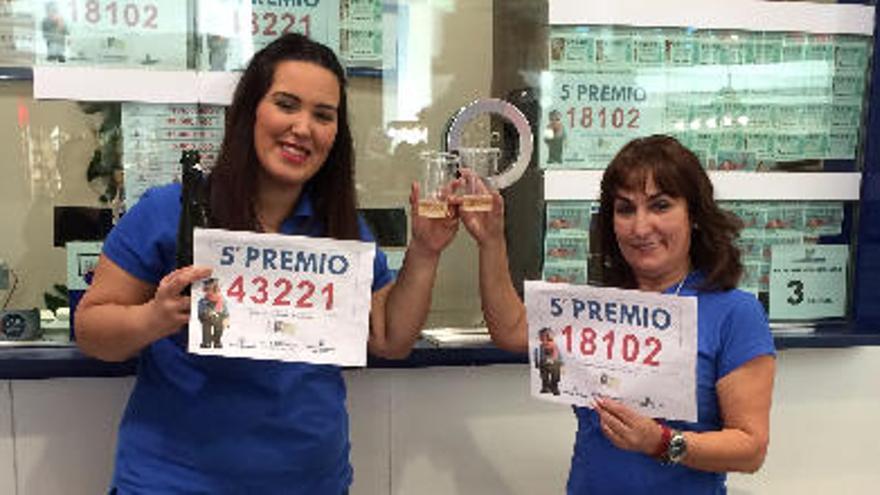 El 43221, quinto premio de la Lotería de Navidad, recala en la capital grancanaria, Fuerteventura y Lanzarote