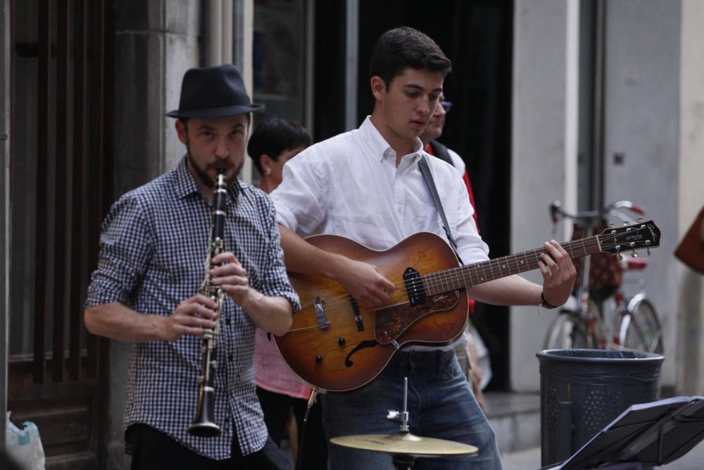 «Lindy-hop» al carrer Hortes de Girona