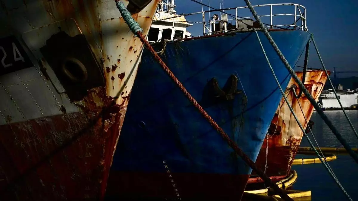 El abandono de tripulaciones, una lacra que va a más con 8 casos por semana: del «Dux» vigués al «Diamond» turco