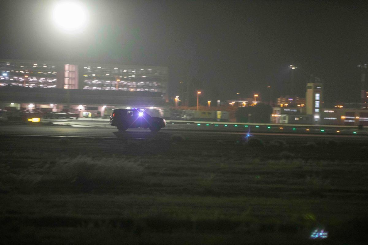 Cierra el aeropuerto de Palma por la presencia de pasajeros en las ...
