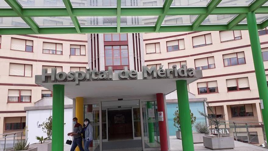 La UCI del Hospital de Mérida está ya al 96% de ocupación