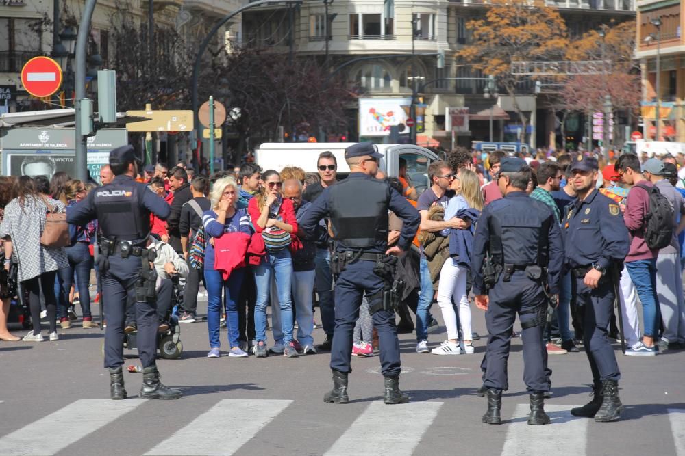 Búscate en la mascletà del 6 de marzo